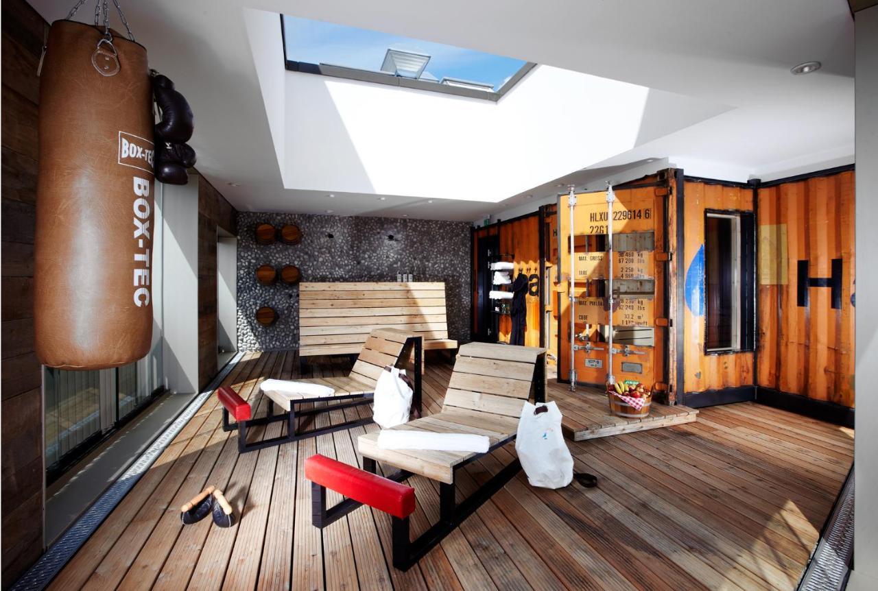 25Hours Hotel Altes Hafenamt Hamburg Bagian luar foto