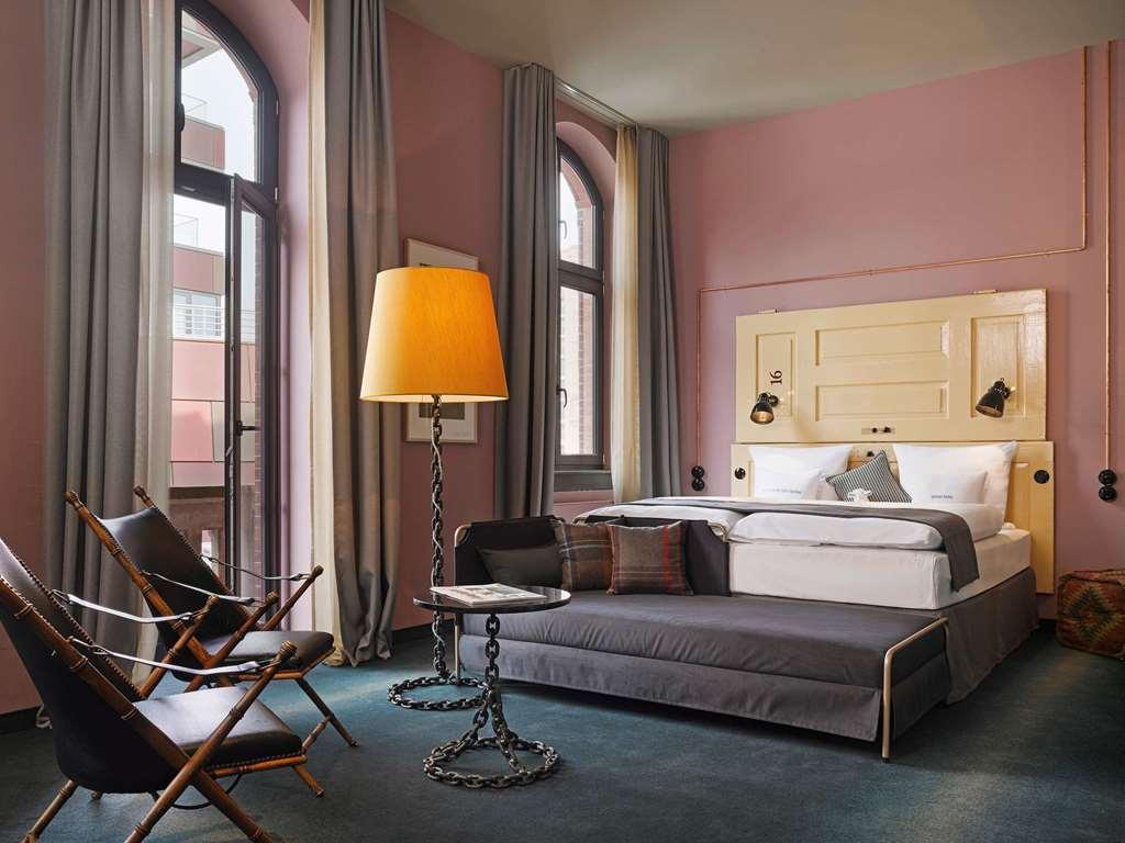 25Hours Hotel Altes Hafenamt Hamburg Ruang foto