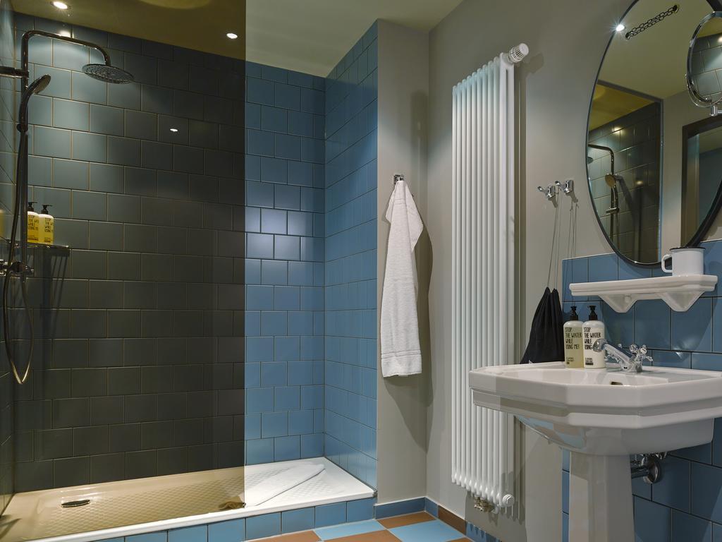 25Hours Hotel Altes Hafenamt Hamburg Bagian luar foto