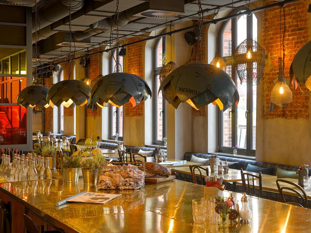 25Hours Hotel Altes Hafenamt Hamburg Bagian luar foto