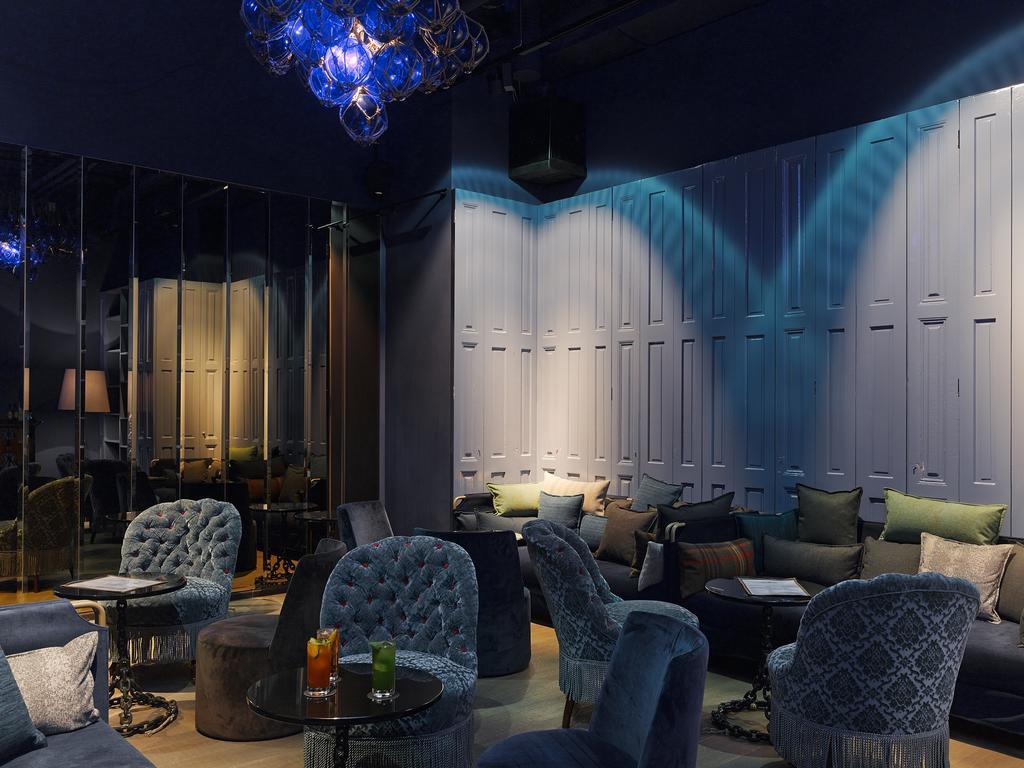 25Hours Hotel Altes Hafenamt Hamburg Bagian luar foto